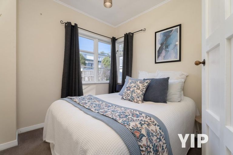 Photo of property in 35 Hindmarsh Street, Johnsonville, Wellington, 6037