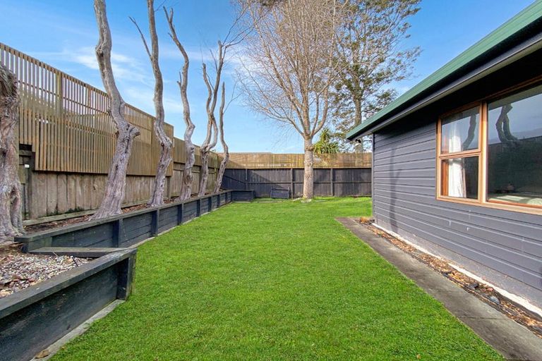 Photo of property in 7 Pohutukawa Place, Ellerslie, Auckland, 1051