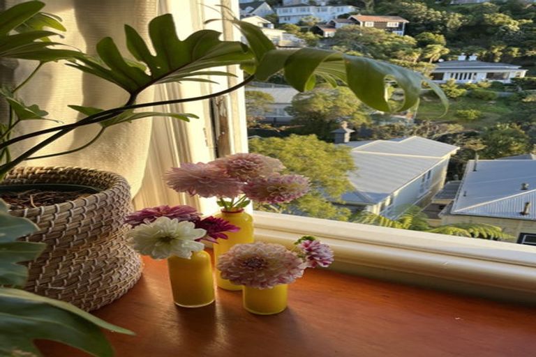 Photo of property in 3/27 Grass Street, Roseneath, Wellington, 6011