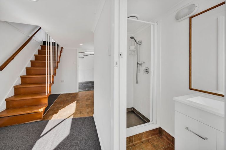 Photo of property in 3a Waimea Street, Westown, New Plymouth, 4310