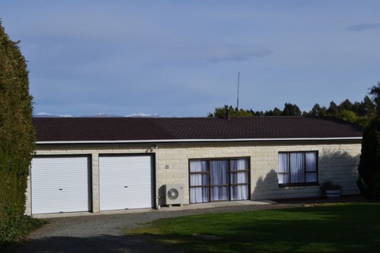 Photo of property in 77 Round Hill Road, Reidston, Oamaru, 9492
