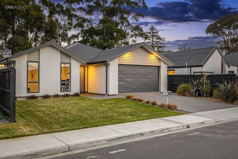 Photo of property in 9 John Raven Lane, Woodend, 7610