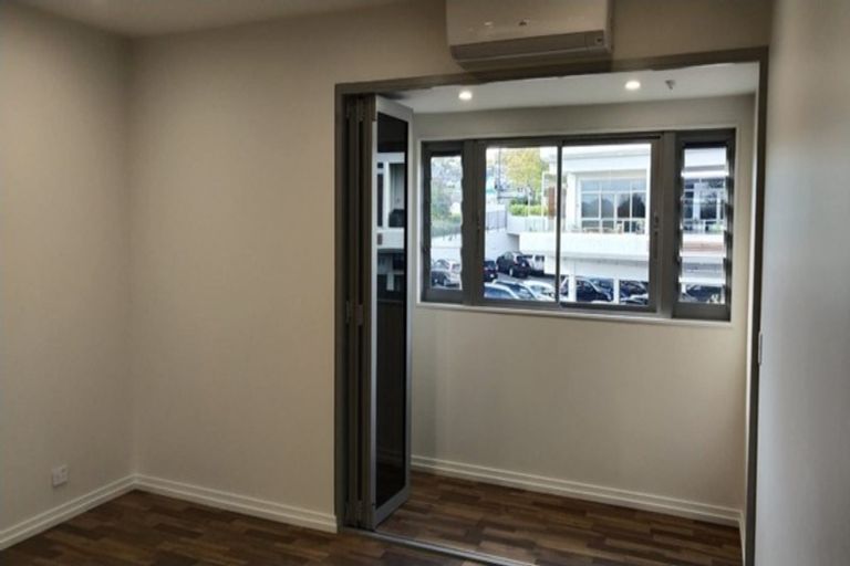 Photo of property in 9/46 Wellington Street, Howick, Auckland, 2014
