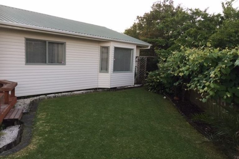 Photo of property in 4/14 Phoenix Place, Papatoetoe, Auckland, 2025