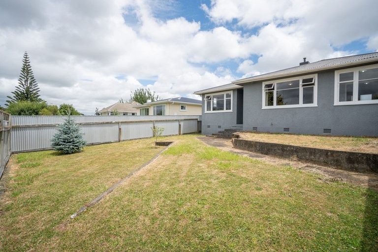 Photo of property in 29 Galway Avenue, Hokowhitu, Palmerston North, 4410