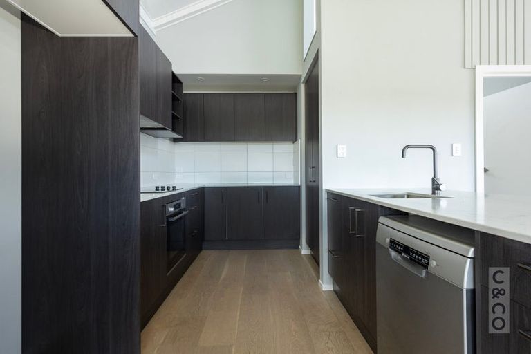 Photo of property in 19 Maude Street, Riverhead, 0820