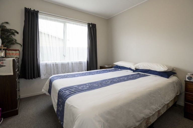 Photo of property in 320a Flaxmere Avenue, Flaxmere, Hastings, 4120