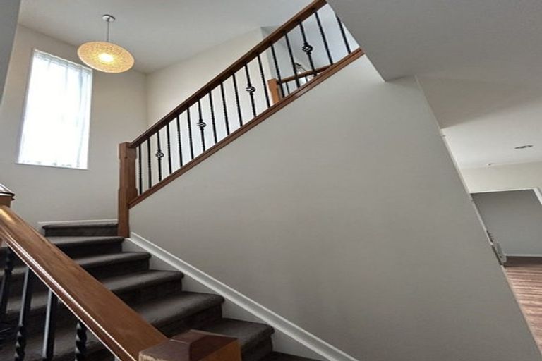 Photo of property in 67 Pickaberry Avenue, Karaka, Papakura, 2113