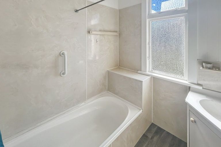 Photo of property in 20 Marshall Avenue, Whanganui East, Whanganui, 4500