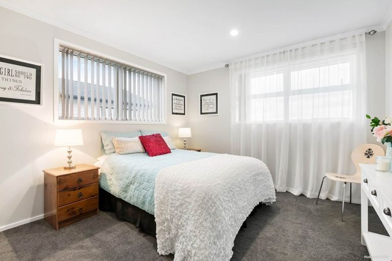 Photo of property in 28 Manuel Road, Silverdale, 0932