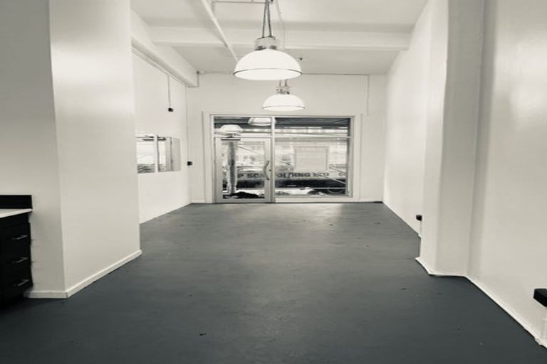 Photo of property in Orange House/land Equity, 6/182 Wakefield Street, Te Aro, Wellington, 6011