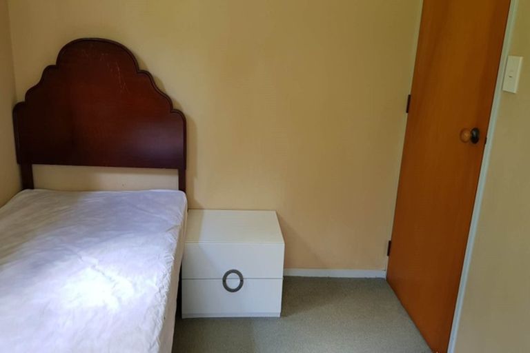 Photo of property in 1/26 Anne Mclean Drive, Bayview, Auckland, 0629