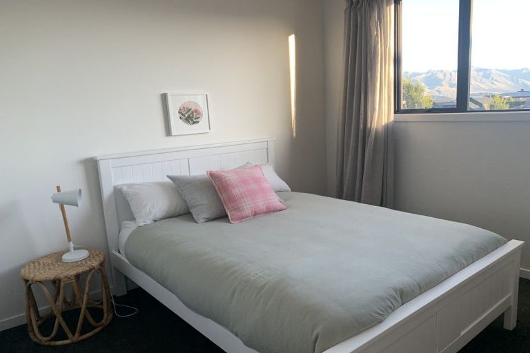 Photo of property in 32 Niger Street, Wanaka, 9305