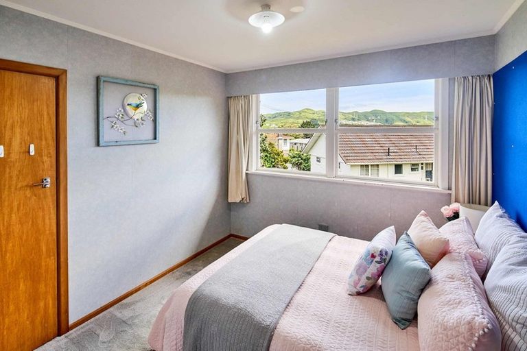 Photo of property in 50 Mark Avenue, Paparangi, Wellington, 6037