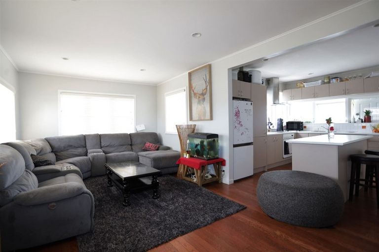 Photo of property in 78 Arran Road, Browns Bay, Auckland, 0630