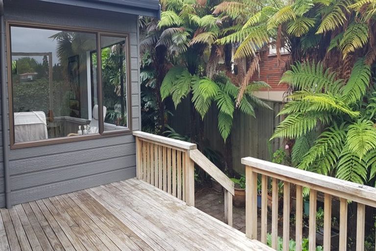 Photo of property in 9b Hamilton Parade, Hamilton Central, Hamilton, 3204