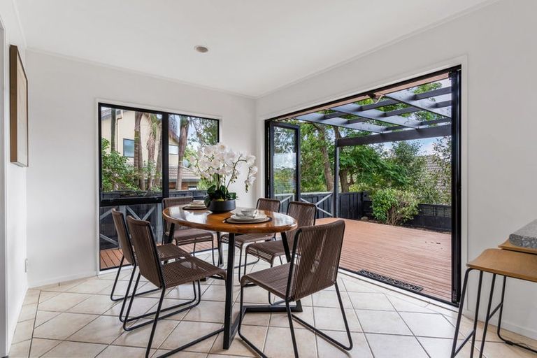 Photo of property in 1/62 Simmental Crescent, Somerville, Auckland, 2014