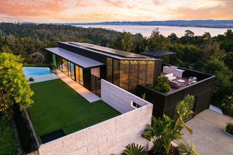 Photo of property in 6 Island Bay Road, Beach Haven, Auckland, 0626