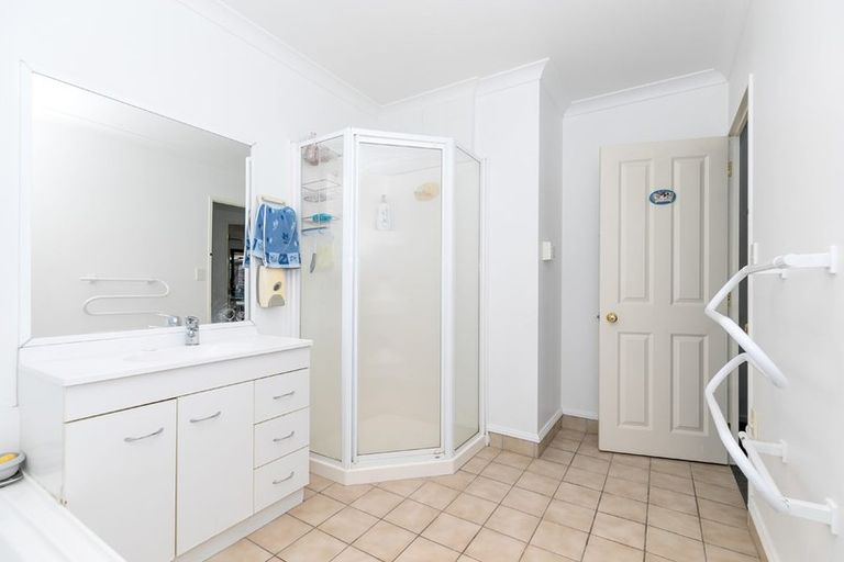 Photo of property in 14 Catalina Drive, Melville, Hamilton, 3206