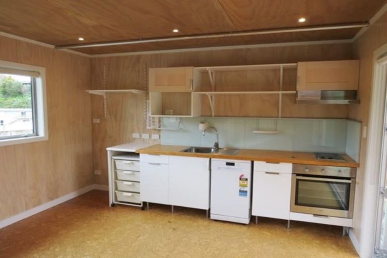 Photo of property in 4 Davies Road, Hurdon, New Plymouth, 4310