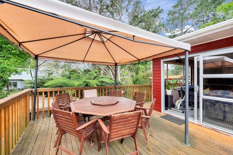 Photo of property in 43 Glendene Avenue, Glendene, Auckland, 0602