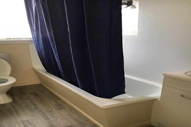 Photo of property in 2/203 Springfield Road, St Albans, Christchurch, 8014