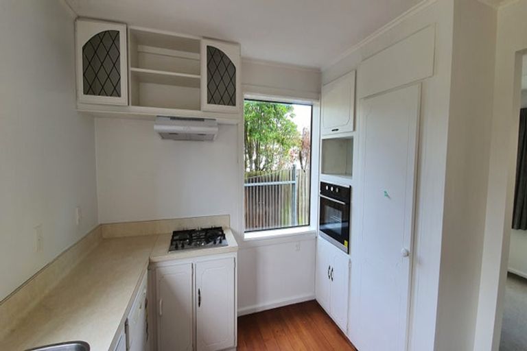 Photo of property in 106 Yaldhurst Road, Sockburn, Christchurch, 8042