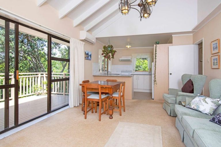 Photo of property in 2/42 Minerva Terrace, Cockle Bay, Auckland, 2014