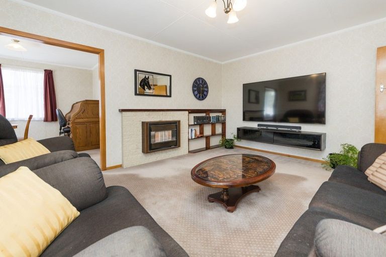 Photo of property in 20 Benmore Avenue, Cloverlea, Palmerston North, 4412