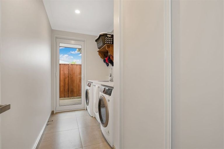 Photo of property in 24 Pegasus Main Street, Pegasus, 7612