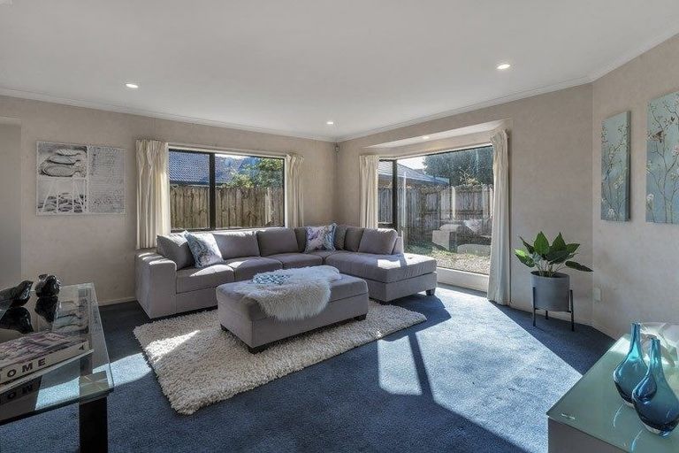 Photo of property in 11 Coleraine Place, East Tamaki, Auckland, 2016