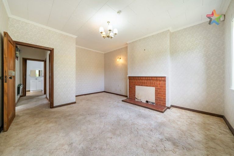 Photo of property in 21 Hayward Terrace, Waiwhetu, Lower Hutt, 5010