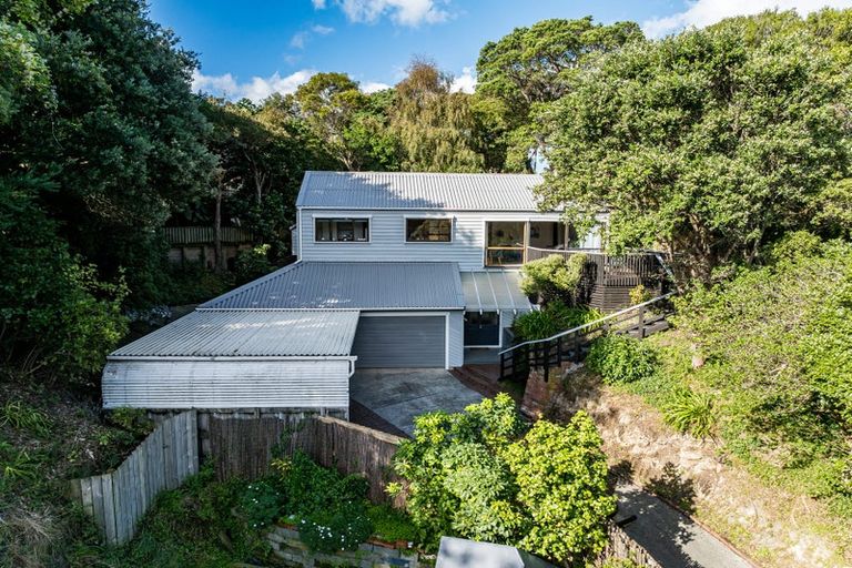 Photo of property in 49 Bayview Road, Paremata, Porirua, 5024