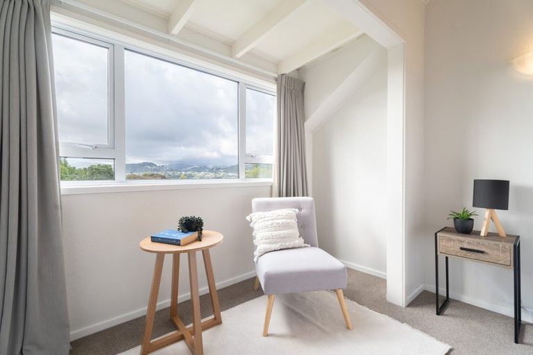 Photo of property in 18a Penryn Drive, Camborne, Porirua, 5026