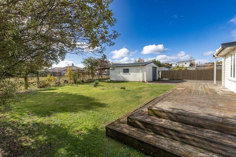 Photo of property in 12 Woburn Street, Waipukurau, 4200