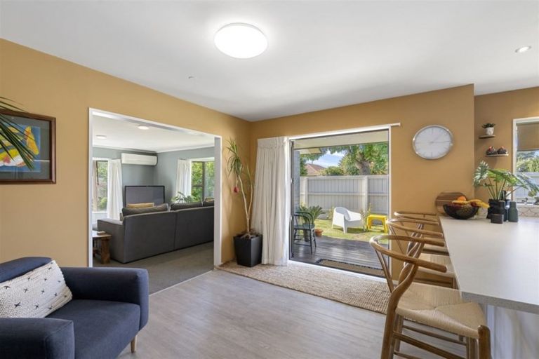 Photo of property in 116 Tomes Road, St Albans, Christchurch, 8052