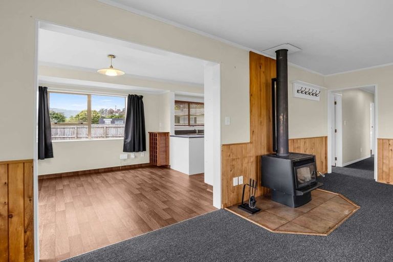 Photo of property in 3 Kirkcaldie Grove, Levin, 5510