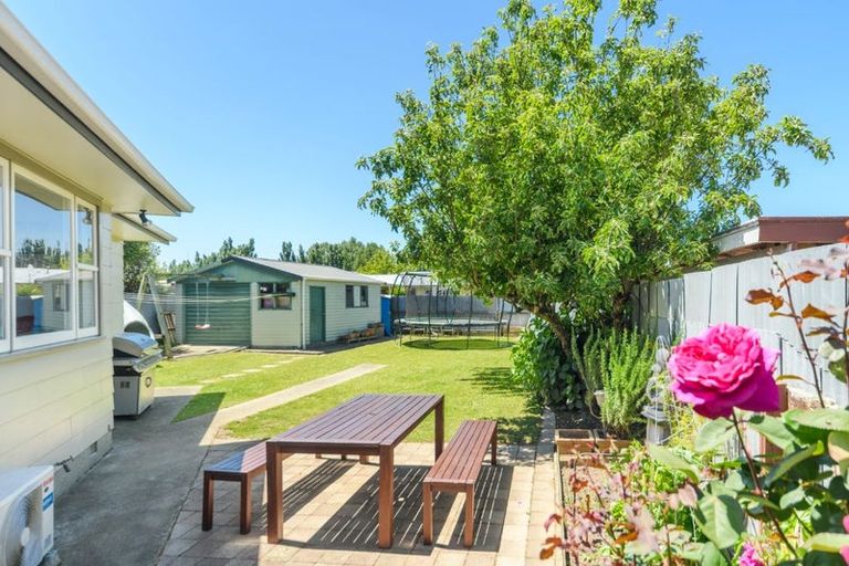 Photo of property in 138 Ruamahanga Crescent, Terrace End, Palmerston North, 4410