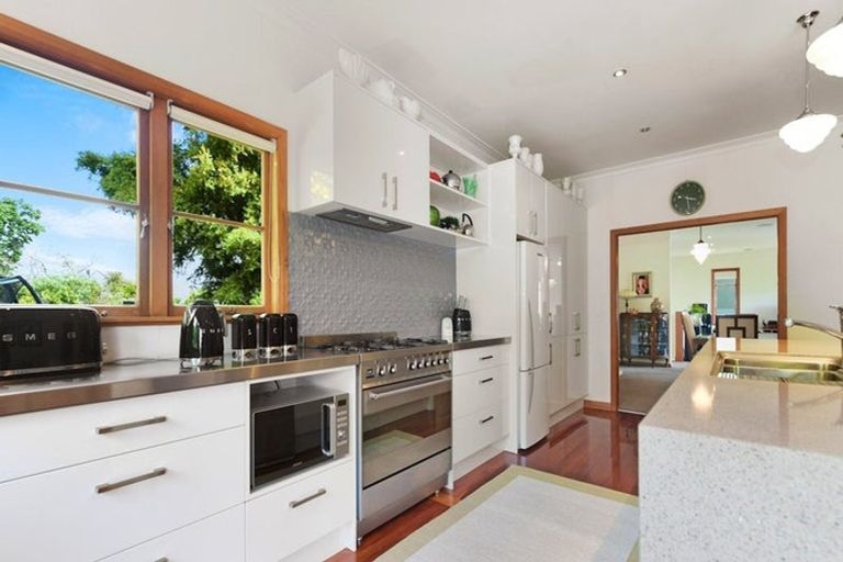 Photo of property in 6 Tamihana Avenue, Fairfield, Hamilton, 3214