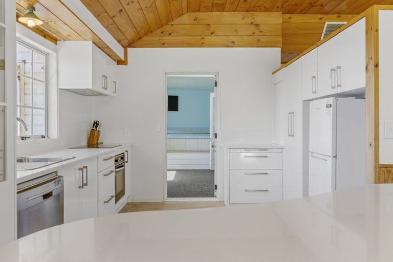 Photo of property in 65 Te Moenga Park, Acacia Bay, Taupo, 3330