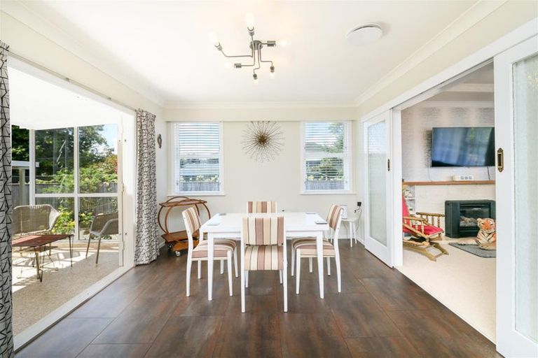 Photo of property in 10 Bond Street, Marton, 4710