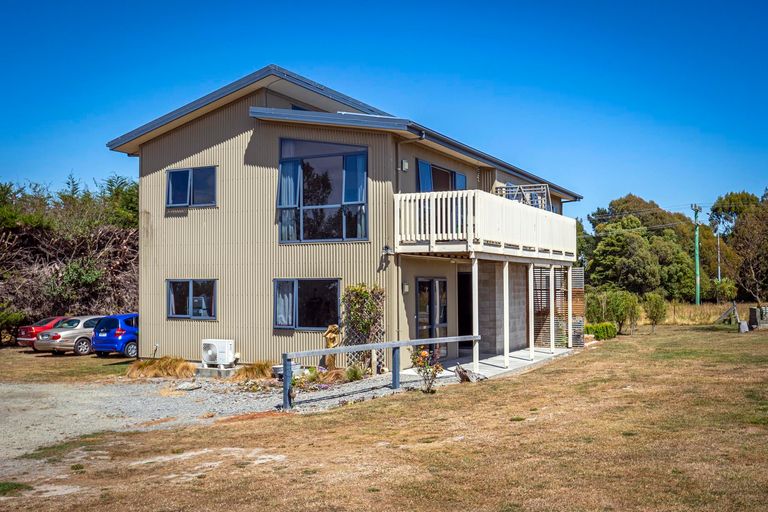 Photo of property in 10 Ellis Road, Normanby, Timaru, 7971
