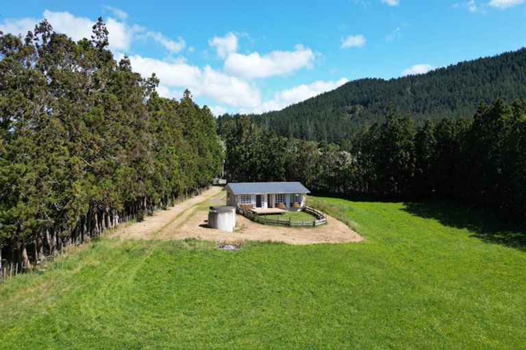 Photo of property in 805 Whangaripo Valley Road, Whangaripo, Wellsford, 0972
