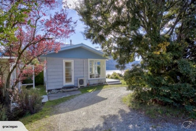Photo of property in 179 Lakeview Terrace, Lake Hawea, Wanaka, 9382