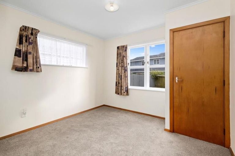 Photo of property in 329 Waiwhetu Road, Fairfield, Lower Hutt, 5011
