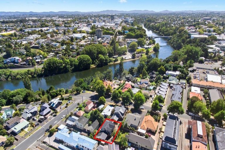 Photo of property in 4a Wellington Street, Hamilton East, Hamilton, 3216