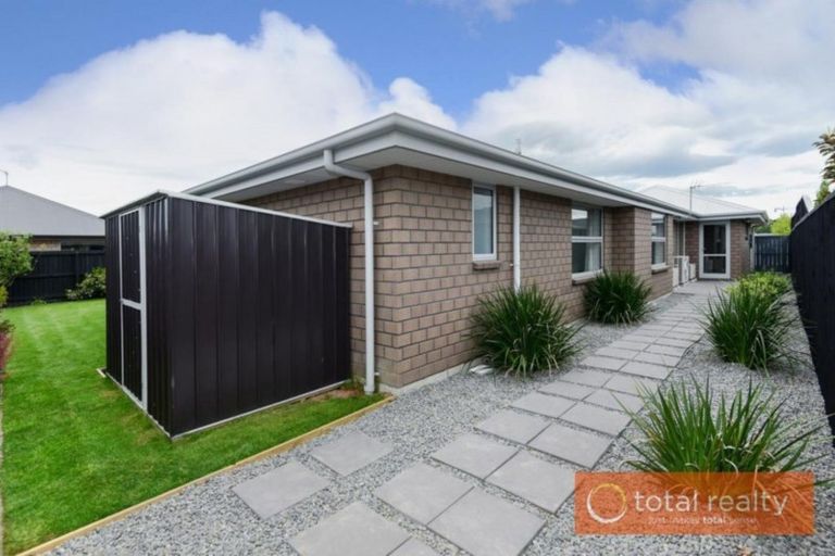Photo of property in 4 Whitnall Street, Halswell, Christchurch, 8025