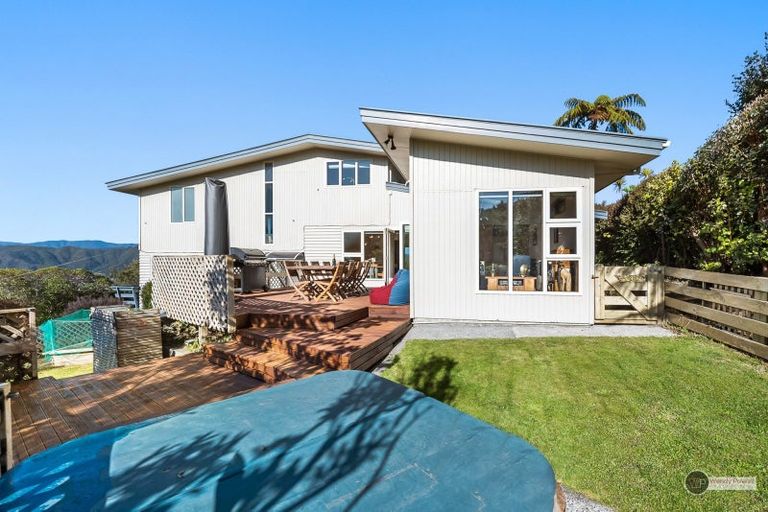 Photo of property in 65 Normandale Road, Normandale, Lower Hutt, 5010