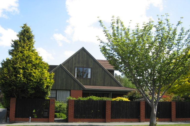 Photo of property in 59 Ambleside Drive, Burnside, Christchurch, 8053