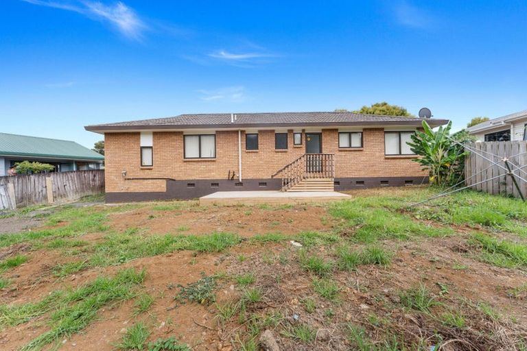 Photo of property in 18 Phoenix Place, Papatoetoe, Auckland, 2025